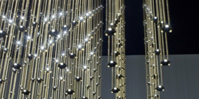 Swarm-Light-5-650x325