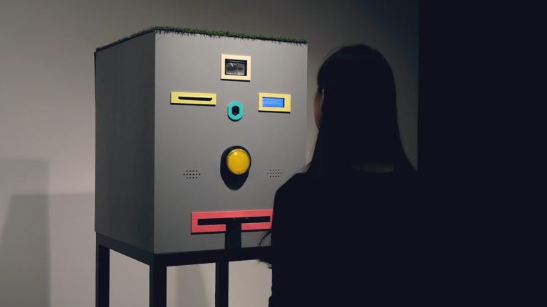 Face Trade – Art vending machine that trades mugshots for “free” portraits